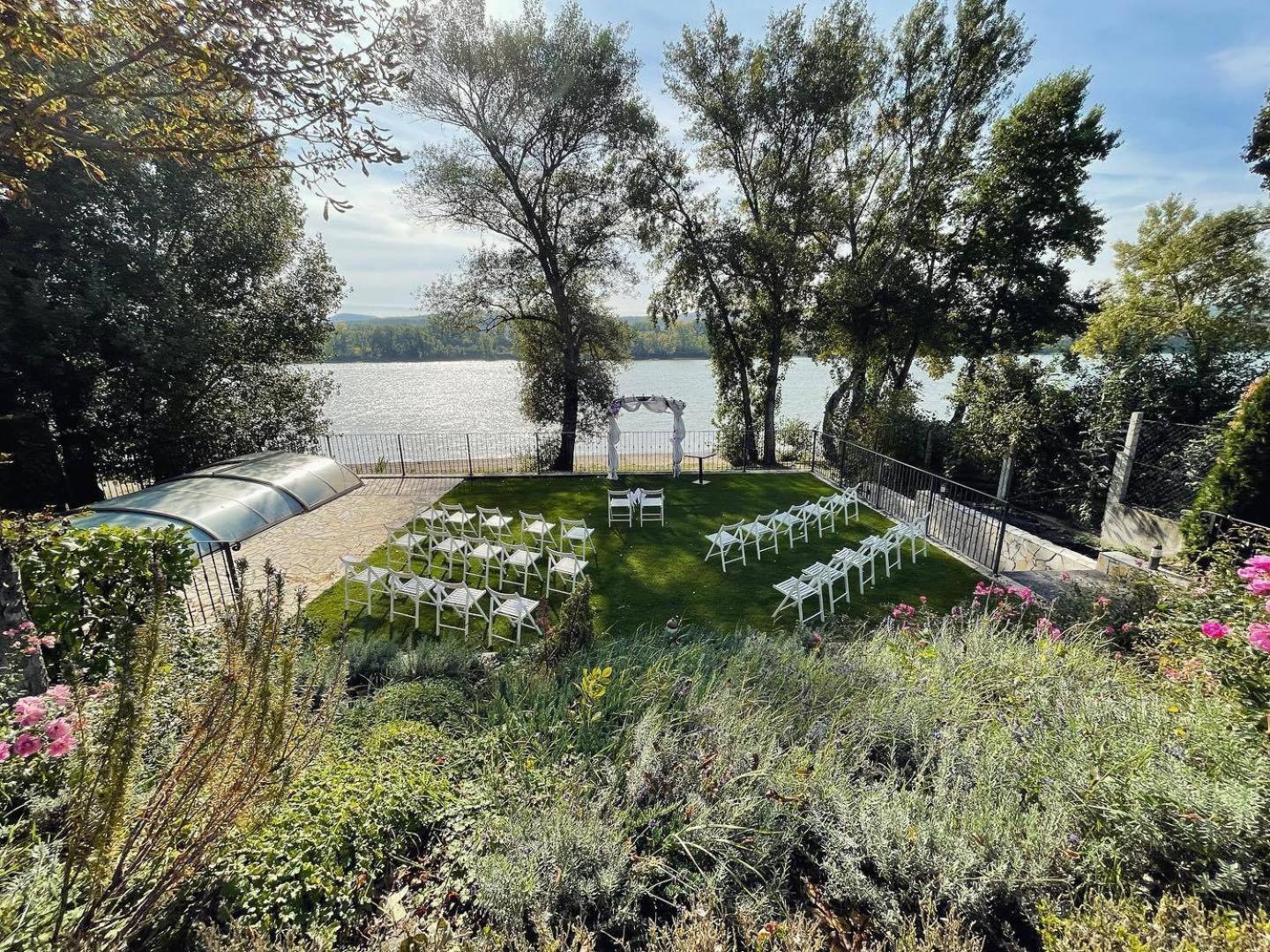 Mlyn Penzion & Wellness Radvan nad Dunajom Экстерьер фото